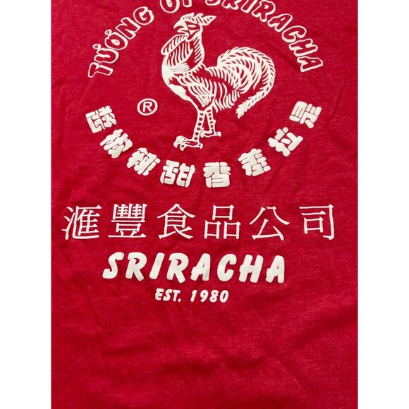 Sriracha Red White Graphic T-Shirt Chicken Sauce Size M Short Sleeves - Picture 3 of 4
